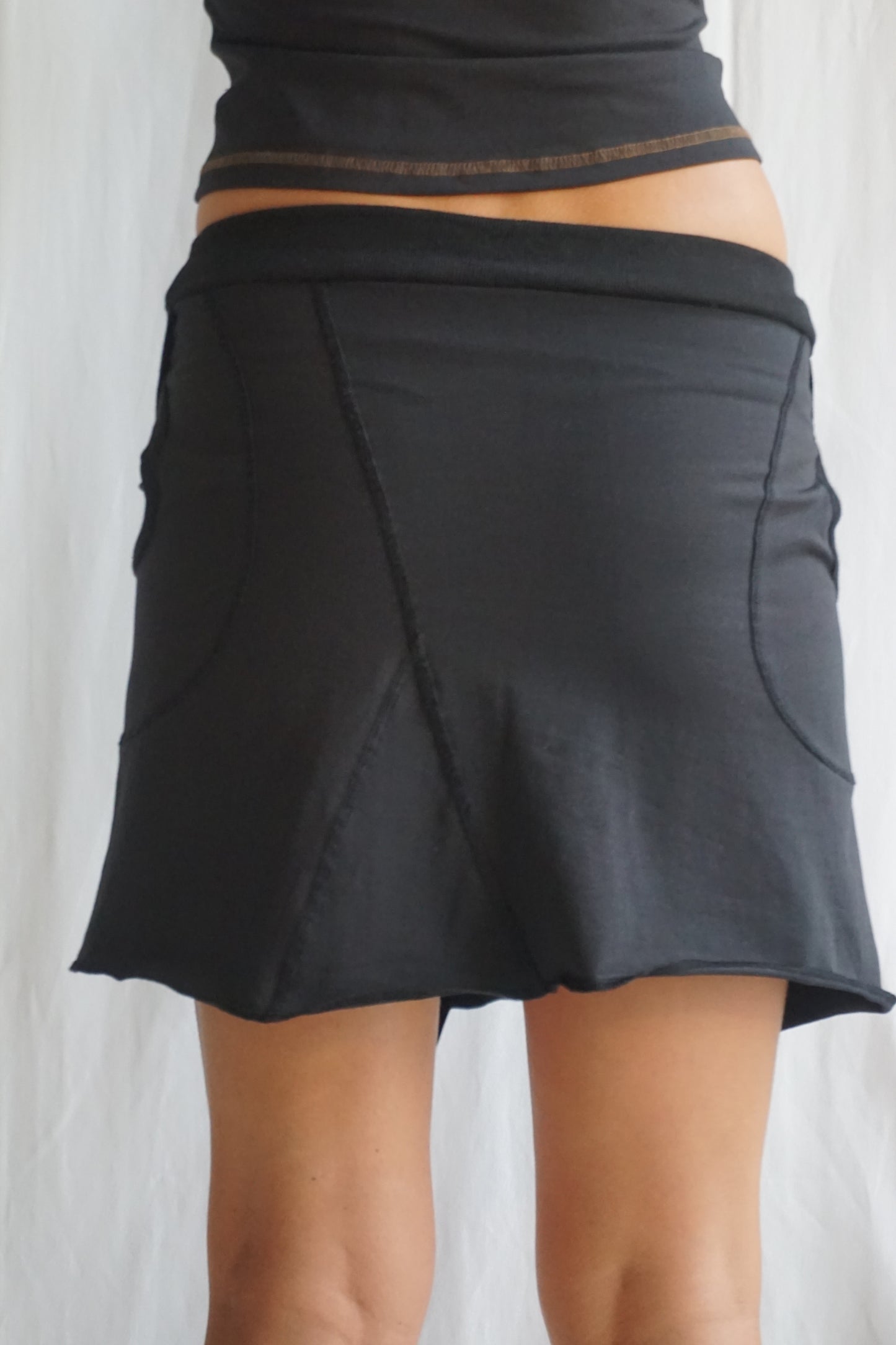 Skirt Om Black
